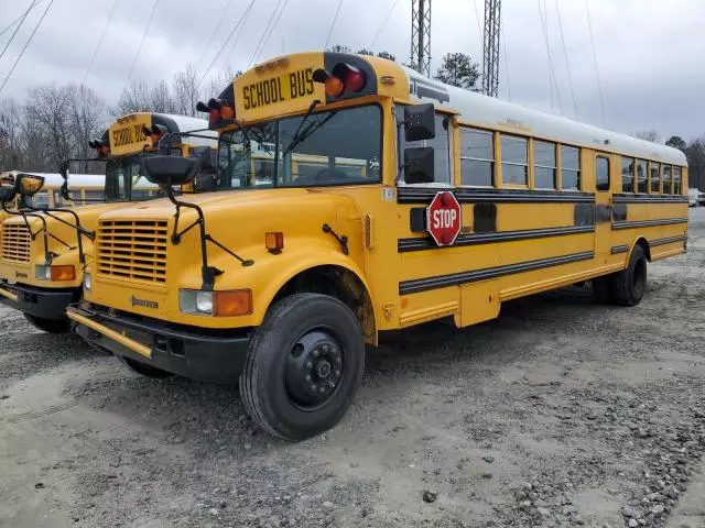 1995 International 3000 3800