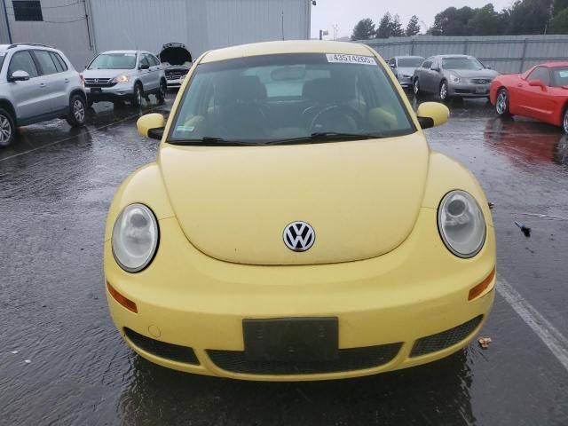 2009 Volkswagen New Beetle S