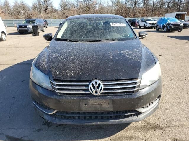 2012 Volkswagen Passat SE