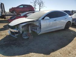 Carros salvage sin ofertas aún a la venta en subasta: 2020 Tesla Model 3