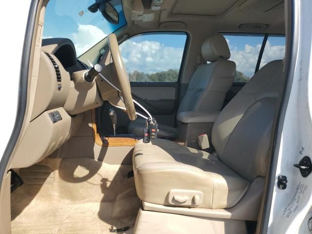 2005 Nissan Pathfinder LE