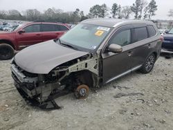 Salvage cars for sale at auction: 2017 Mitsubishi Outlander SE