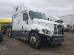 Salvage trucks for sale at Mocksville, NC auction: 2014 Freightliner Cascadia 125