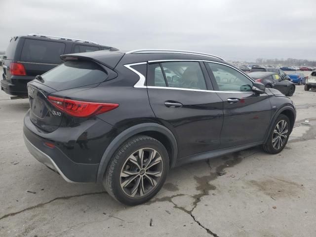 2017 Infiniti QX30 Base