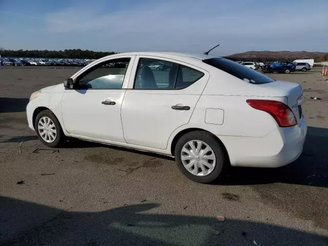 2014 Nissan Versa S