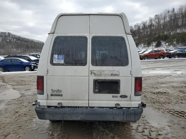 2010 Ford Econoline E150 Van