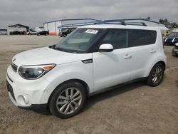 KIA Vehiculos salvage en venta: 2017 KIA Soul +