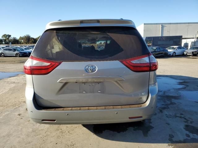 2015 Toyota Sienna LE