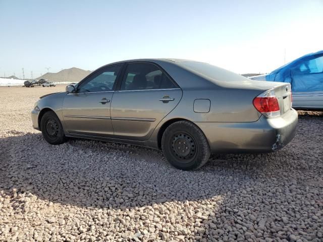 2005 Toyota Camry LE