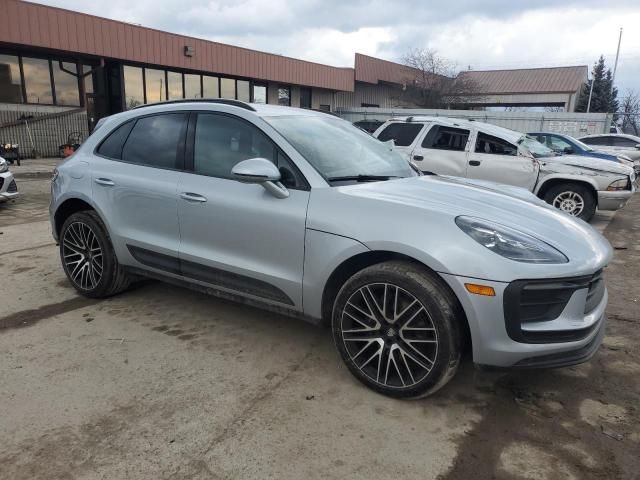 2024 Porsche Macan Base