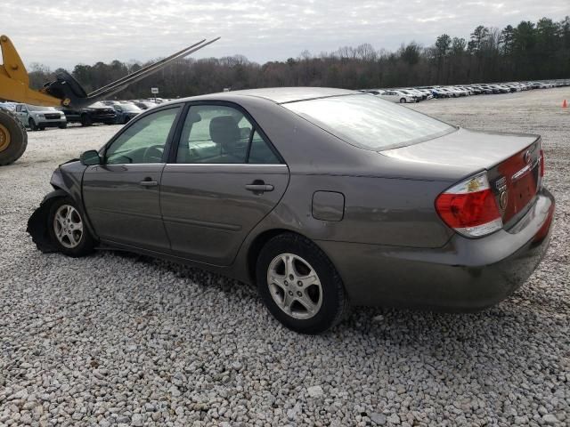 2005 Toyota Camry LE