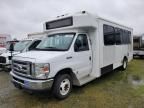 2013 Ford Econoline E450 Super Duty Cutaway Van