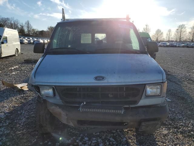 2000 Ford Econoline E350 Super Duty Wagon