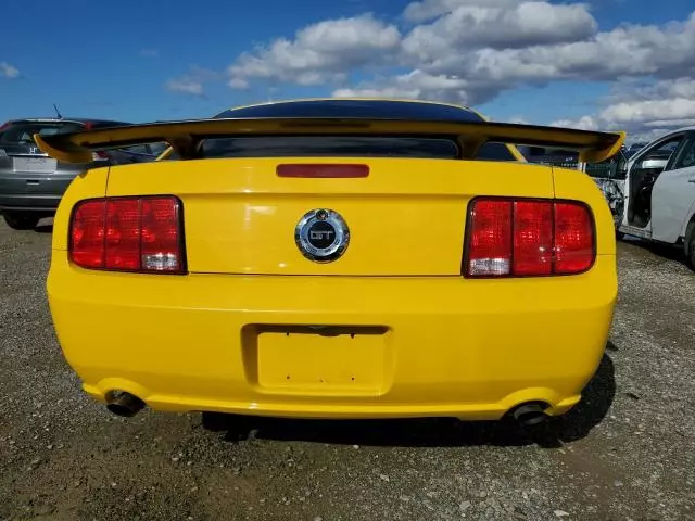 2005 Ford Mustang GT