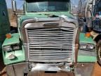 2006 Freightliner Conventional Classic 120