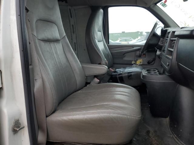 2013 Chevrolet Express G2500