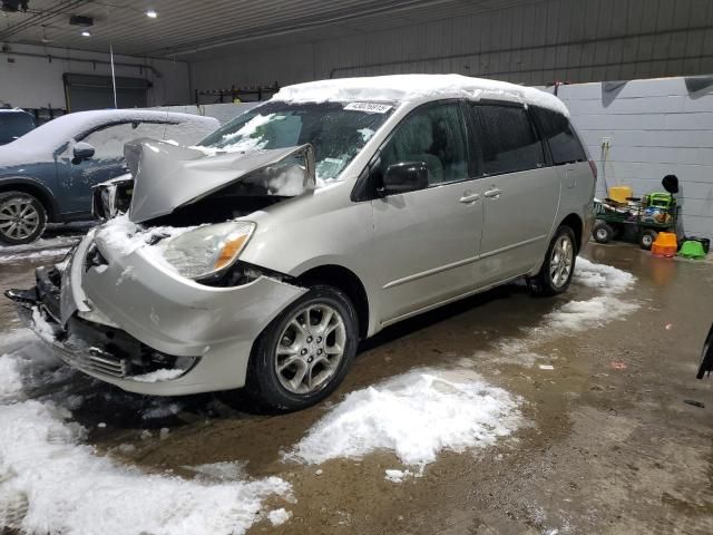 2005 Toyota Sienna LE