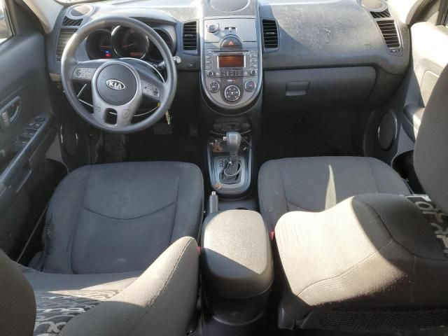 2011 KIA Soul +