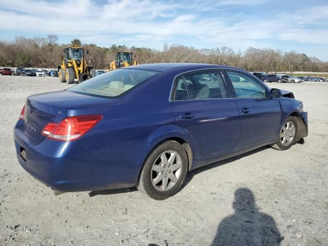 2005 Toyota Avalon XL