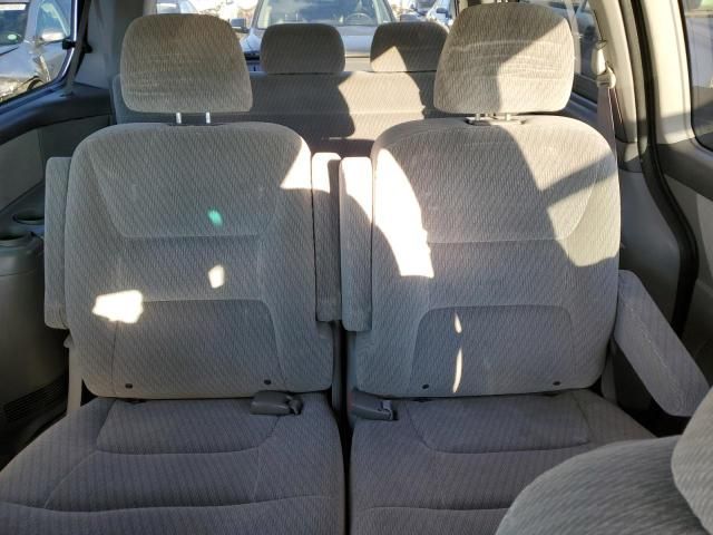 2004 Honda Odyssey LX