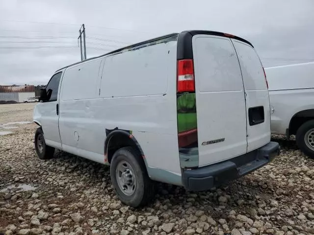 2020 Chevrolet Express G2500