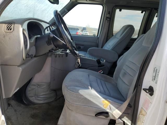 2002 Ford Econoline E150 Van