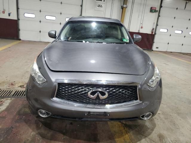 2017 Infiniti QX70