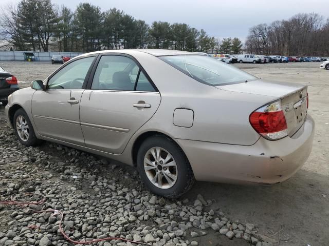 2005 Toyota Camry LE