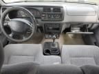 2000 Nissan Frontier King Cab XE