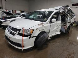 Salvage cars for sale at Elgin, IL auction: 2017 Dodge Grand Caravan SXT