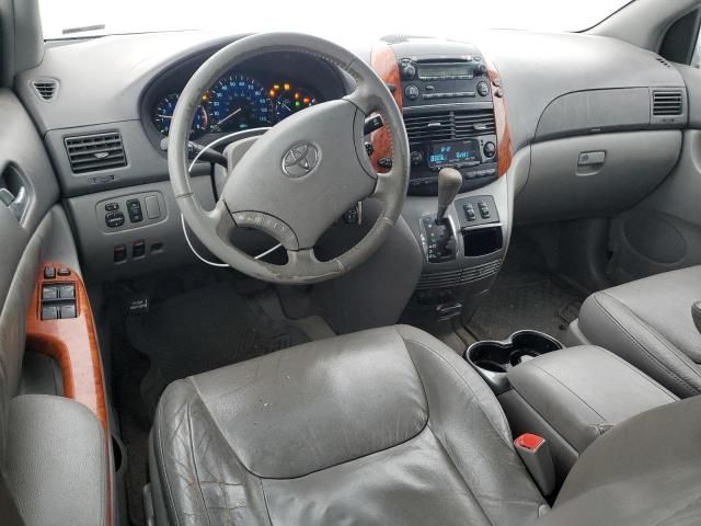 2007 Toyota Sienna XLE