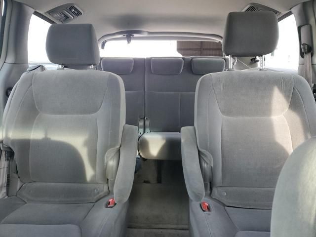 2005 Toyota Sienna CE