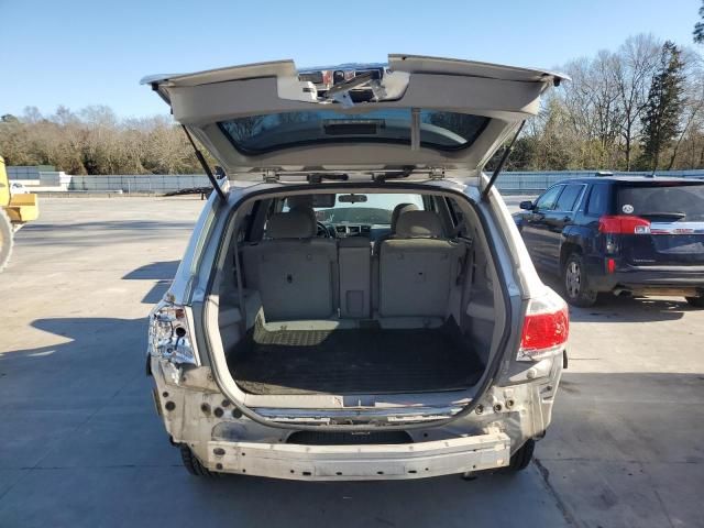 2011 Toyota Highlander Base