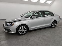 Volkswagen salvage cars for sale: 2016 Volkswagen Jetta Hybrid