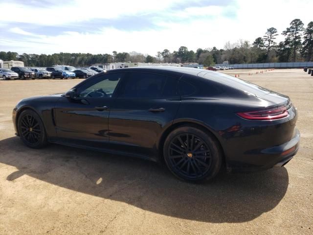 2018 Porsche Panamera 4