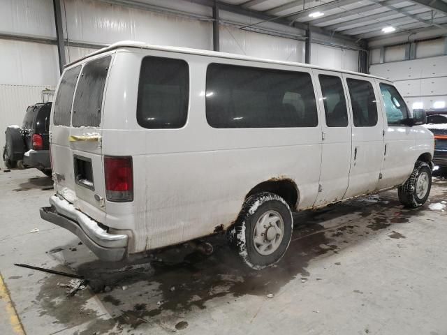 2004 Ford Econoline E350 Super Duty Wagon