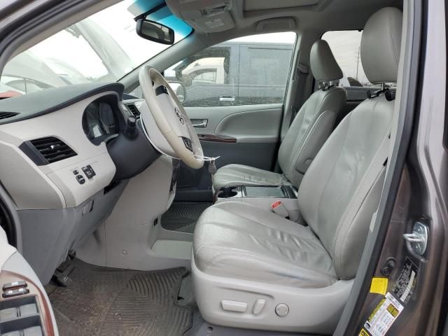 2012 Toyota Sienna XLE