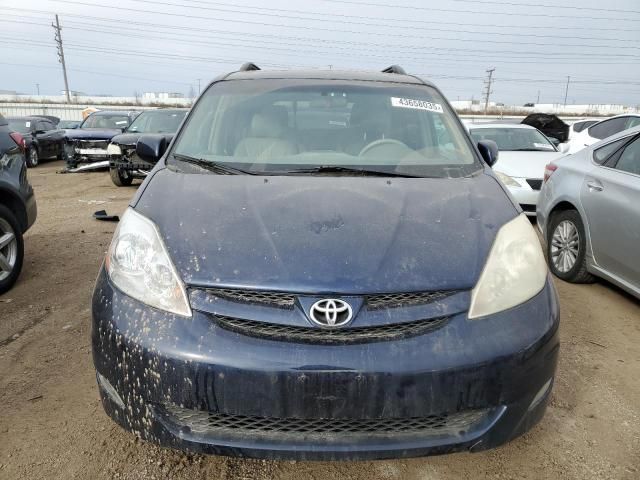 2006 Toyota Sienna XLE