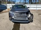 2017 Toyota Highlander SE