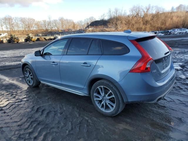 2018 Volvo V60 Cross Country Premier