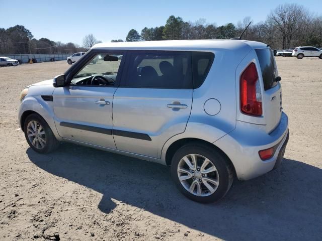 2013 KIA Soul +