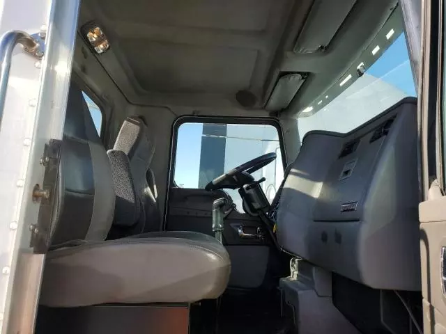 2007 Kenworth Construction T300