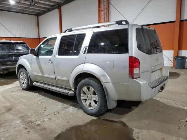 2005 Nissan Pathfinder LE