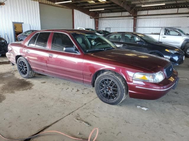 2005 Ford Crown Victoria LX