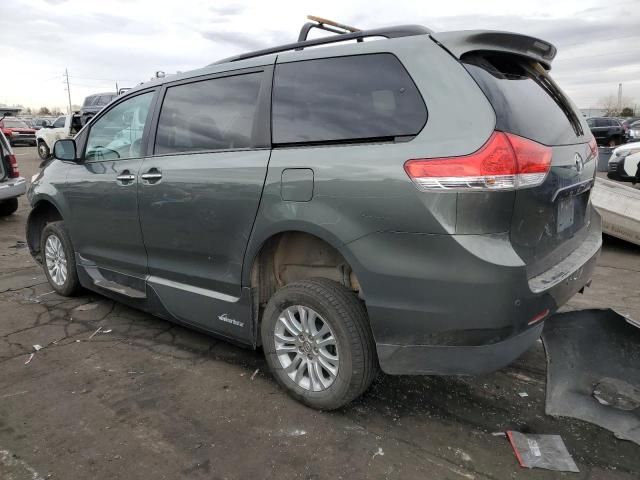 2014 Toyota Sienna XLE