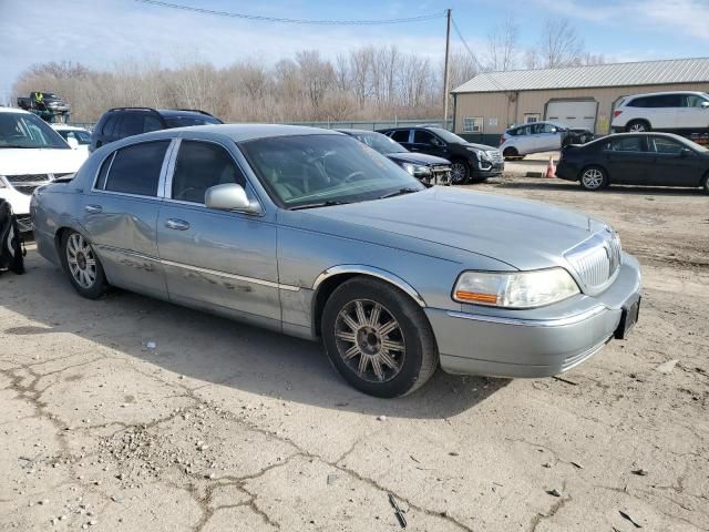 2006 Lincoln Town Car Signature Limited