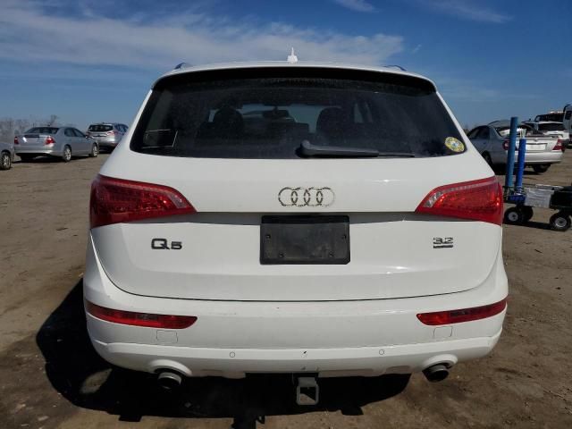 2010 Audi Q5 Premium Plus