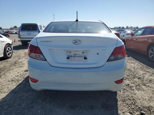 2013 Hyundai Accent GLS