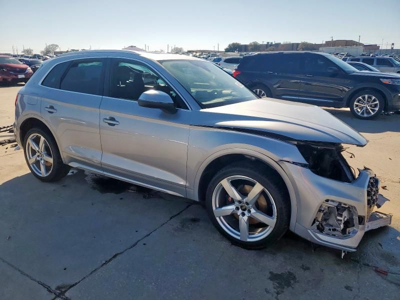 2022 Audi SQ5 Premium Plus