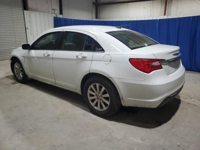 2013 Chrysler 200 Touring